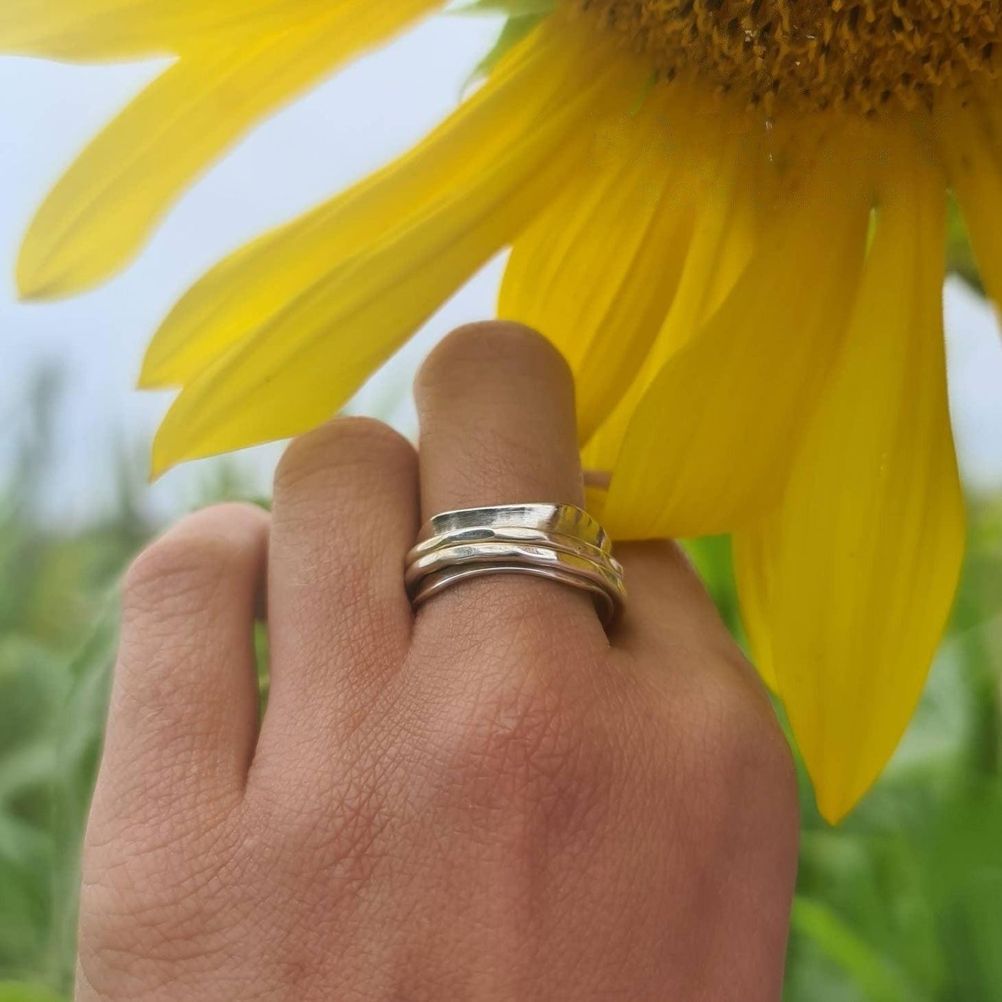 Waves - Spinner Ring-Rings-NEVANNA